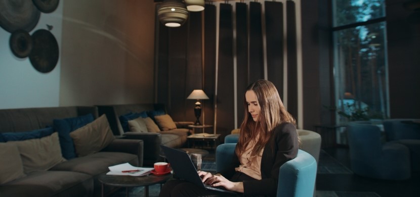 Hotel WiFi splash page multiple languages